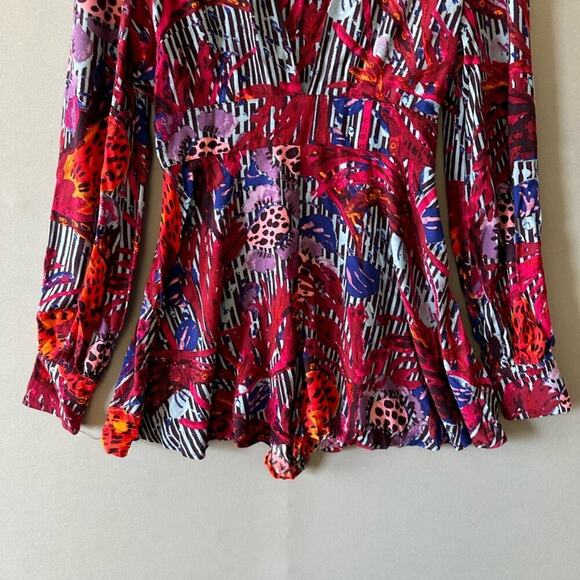 Free People Aubrey Romper Long Sleeve Jumpsuit Plunging Neckline Size 2 - Picture 4 of 8